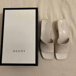 Gucci women’s block rubber heels